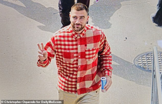 While Swift enjoyed lunch at his home, Kelce was seen arriving in Arrowhead before the game