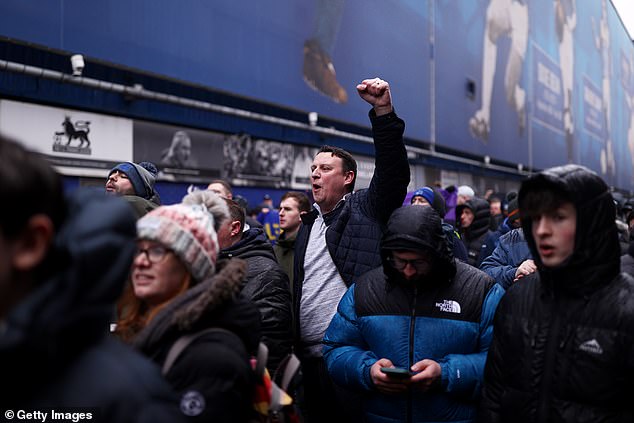 Anderson's post referred to protests against Everton's long-serving chairman this year