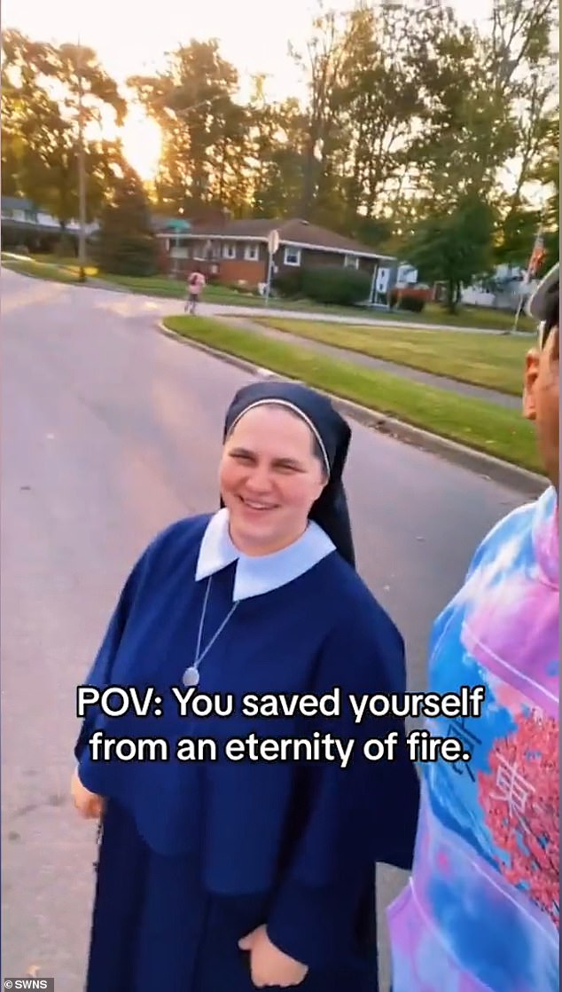 Simpson is seen smiling with the nun at her car, indicating that despite the harsh tone, all was well between the pair