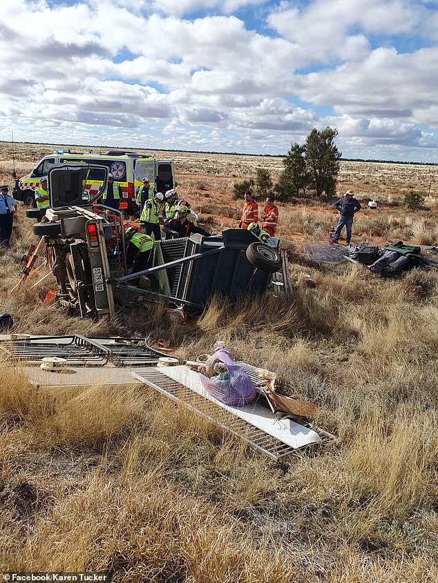 While riding with fifteen dogs in the back, Mrs. Tucker hit a pothole and rolled three times.  She was seriously injured and trapped in the vehicle.  In the photo: the scene of the accident, 70 km south of Broken Hill