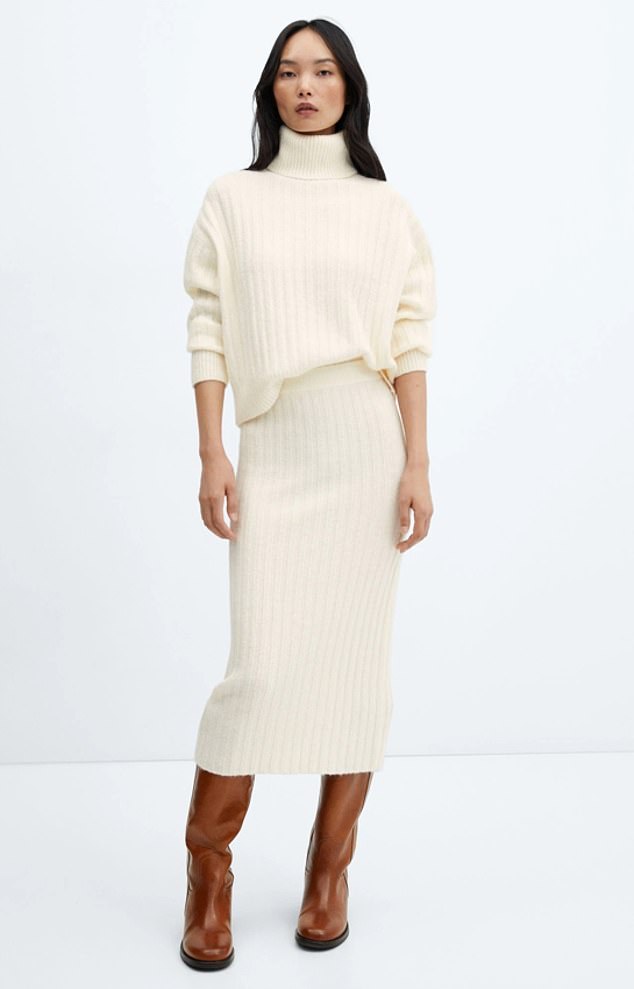 The matching €35.99 sweater and €35.99 skirt from Mango are the perfect replica of Kate's look