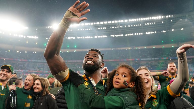 1698562265 645 New Zealand 11 12 South Africa Handre Pollard kicks Springboks to