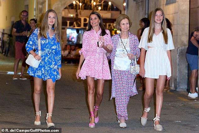 Leonor follows in the line of succession her sister, Infanta Sofía, (right), who is two years younger than her