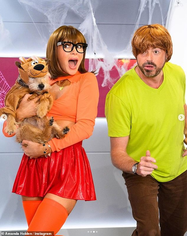 Scooby-Doo: Amanda and Jamie put on an animated show as they got into character