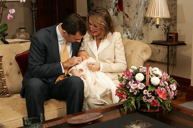 King Felipe and Queen Letizia of Spain pictured with baby Princess Leonor, shortly after her birth