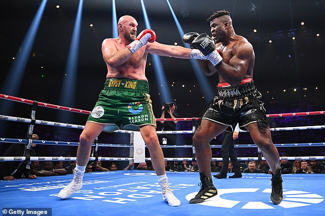 Tyson Fury defeated Francis Ngannou via a close split decision on Saturday evening