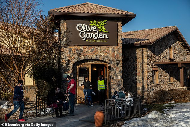 Darden owns 2,000 restaurants, including LongHorn Steakhouse and Olive Garden (photo)