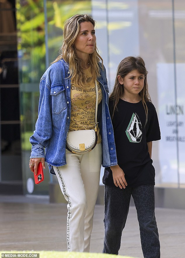 Elsa Pataky enjoyed a casual day at the mall with her daughter India Rose on Wednesday