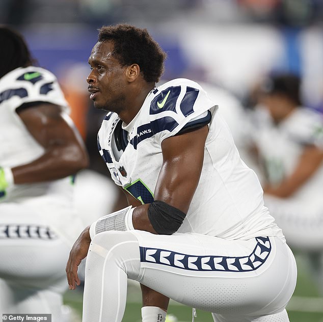 Seattle Seahawks QB Geno Smith was taken to the locker room and is questionable to return