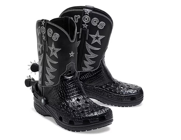 Decorated with glittering silver stars and zigzag patterns, the boot also features a twistable metallic ¿spore charm¿ attached to the backstrap on the shoe's heel and ¿unique metal Jibbitz charm.  The new model will be released on October 23 for Crocs Day