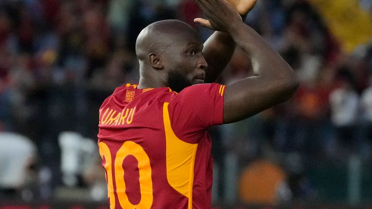 Roma's Romelu Lukaku is introduced to fans