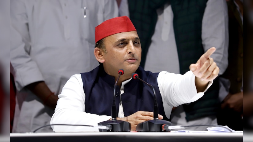 Samajwadi Party President Akhilesh Yadav addresses a press conference