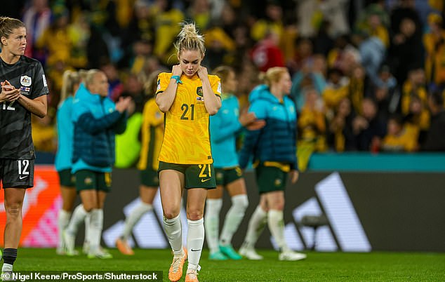 Ellie Carpenter faced abuse from online trolls after her mistake in the World Cup semi-final