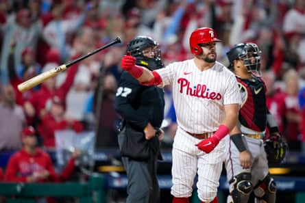 Kyle Schwarber of the Phillies celebrates after hitting a home run against the Diamondbacks during the sixth inning of Tuesday's Game 2 of the NLCS.