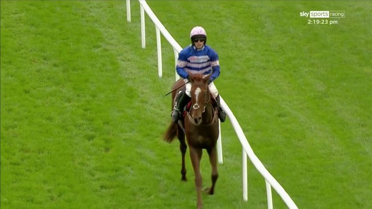 Harry Cobden and Captain Teague won the Persian War Novices' Hurdle at Chepstow