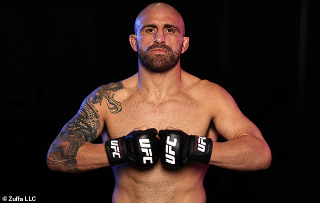 Alex Volkanovski's dietitian has stated that taking a fight on just 11 days' notice against Islam Makhachev could work in the Australian's favor this weekend at UFC 294 in Abu Dhabi
