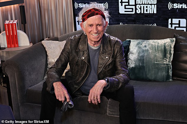 Keith Richards of the Rolling Stones has labeled modern music as too synthesized and digital recording as a 'one-way toilet'