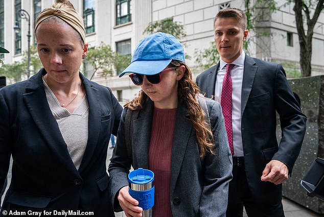 Sam Bankman Frieds ex girlfriend Caroline Ellison arrives at court to testify