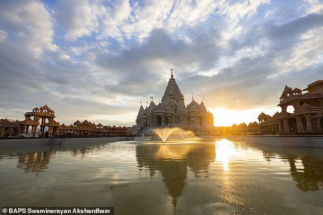 The temple will attract hundreds of visitors to New Jersey