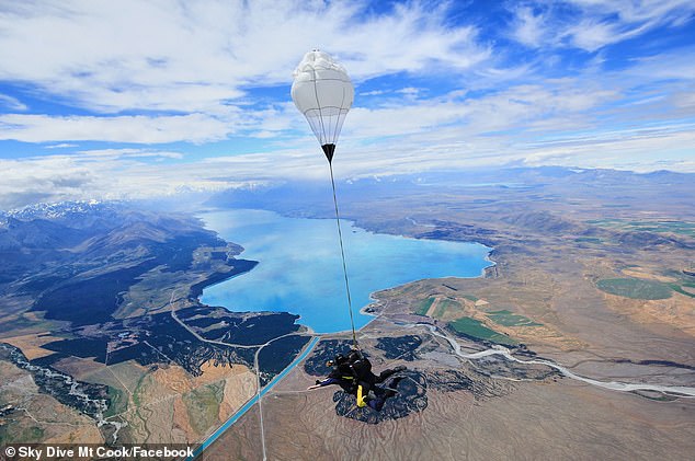 An experienced skydiver on a routine jump has tragically died after several days in intensive care