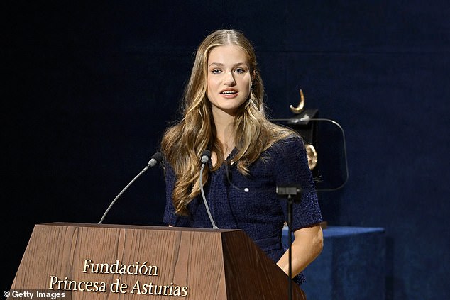 Princess Leonor told an audience last week at the Princesa de Asturias Awards, held in her name, that she 'understands her duty'