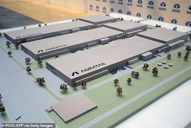 A model of JLR owner Tata's proposed electric battery factory has been confirmed to be built in Somerset.  It will cost as much as £4 billion and will be operational in 2026, the company says