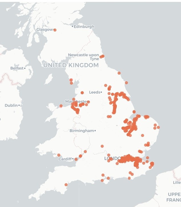 The spread of Chinese mitten crabs across the UK over the years is revealed in the map