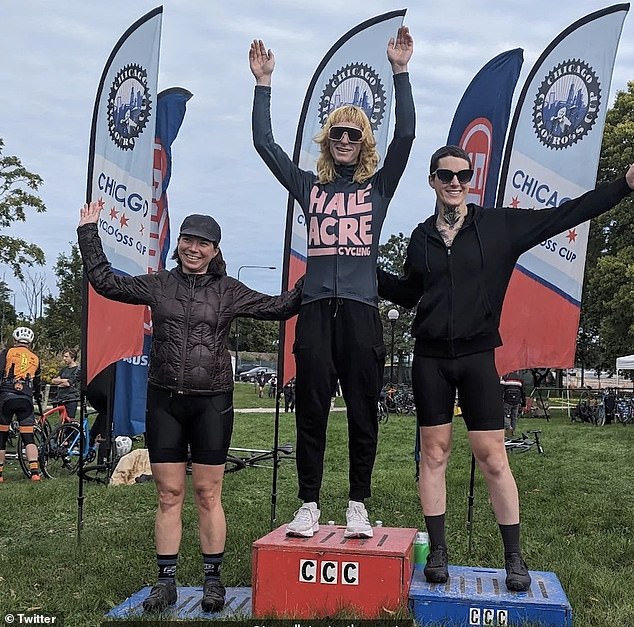 Tessa Johnson (center), 25, and Evelyn Williamson (right), 30, place first and second, respectively, in the Women's SingleSpeed ​​competition of the Chicago CycloCross Cup