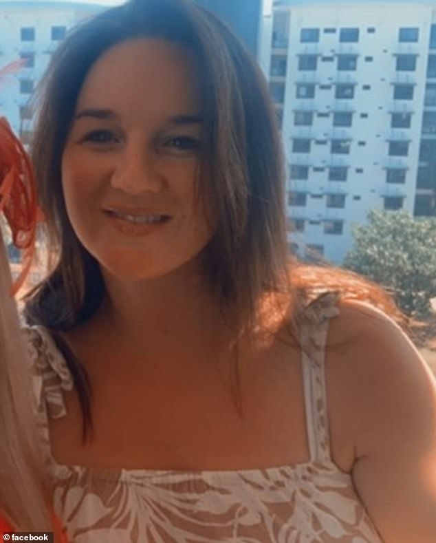 Irish nurse Eileen Gibbons is fighting for her life in a Darwin hospital after her estranged boyfriend shot her in the stomach and then turned the gun on himself