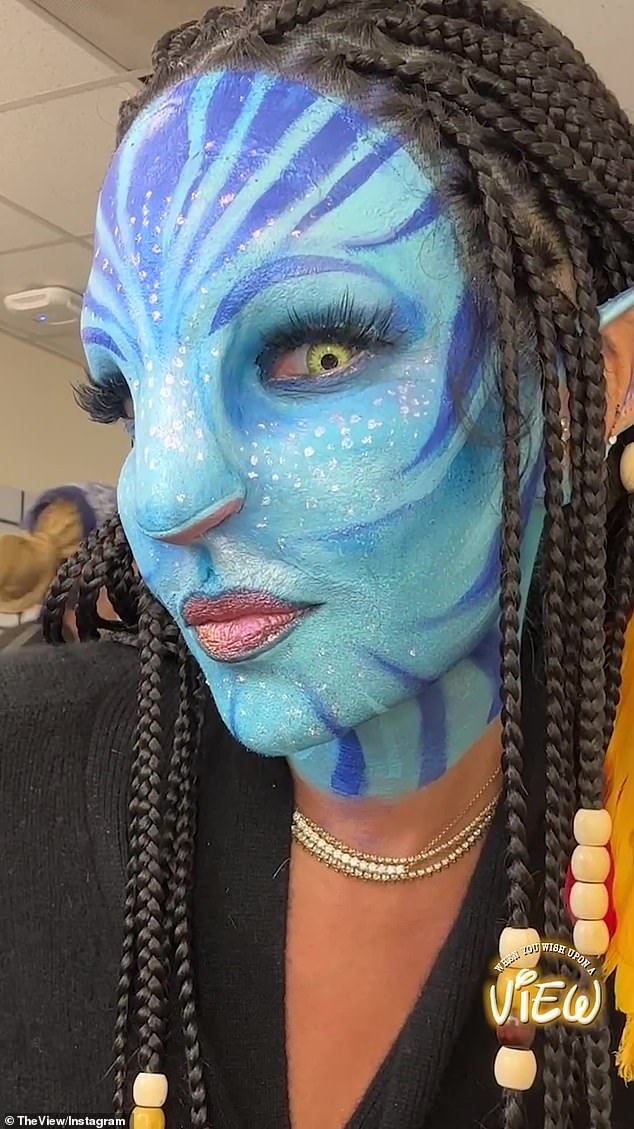 Unbelievable: Sunny, 55, went all out when she appeared as an iteration of Neytiri from Avatar