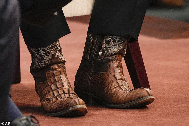 Rumors are swirling on social media that Governor DeSantis is putting lifts in boots to appear taller.  But the 2024 hopeful insists he wears ready-made shoes and is 6ft tall"