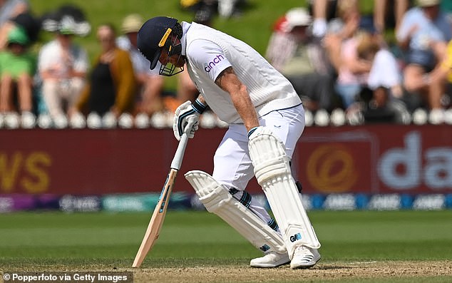 Stokes has been struggling with the problem with his left knee for much of the past eighteen months