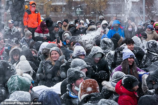 At the same time last year, snow covered only 3.4 percent of the area.  The twenty-year average snow cover across the Lower 48 on November 1 is 5.5 percent (Photo: The public takes advantage of the winter snowstorm to enjoy a snowball in Washington Square Park with the Empire State Building in the distance)