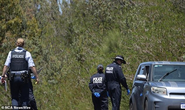 Residents of a Perth suburb were warned to lock their doors as specialist police responded to the Wooroloo shooting.  Photo: NCA NewsWire / Sharon Smith