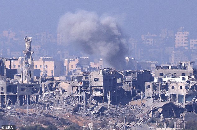 Smoke rising from buildings in the northern part of the Gaza Strip, seen from southern Israel, November 6, 2023