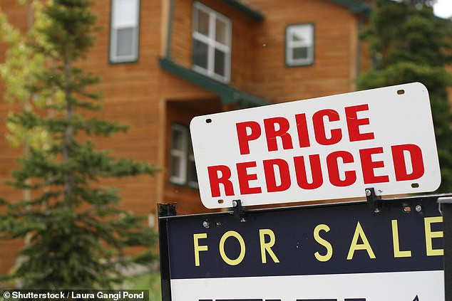 Don't trust the asking price: Buyer's agent Henry Pryor warns buyers never to measure the success of their deal by the asking price