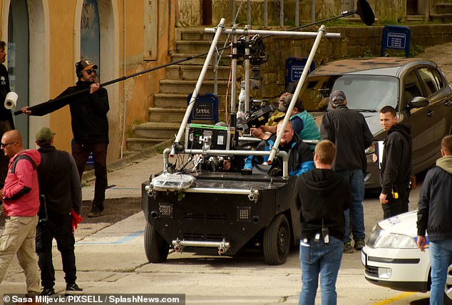 Filming: After he jumped behind the wheel, a special film car followed him down the street