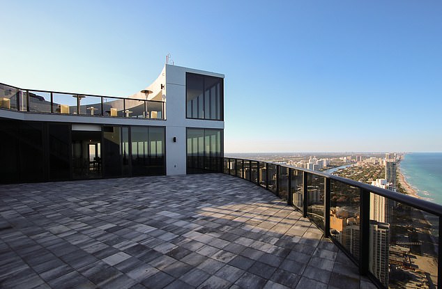 Messi also has an apartment in a building overlooking Sunny Isle Beach and the city of Miami, as well as the beach