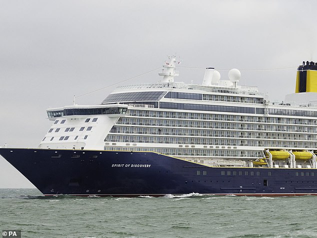 The ship was immobilized for 18 hours, at the mercy of towering waves, with passengers claiming the waves were as much as 17 meters higher than three double-decker buses.