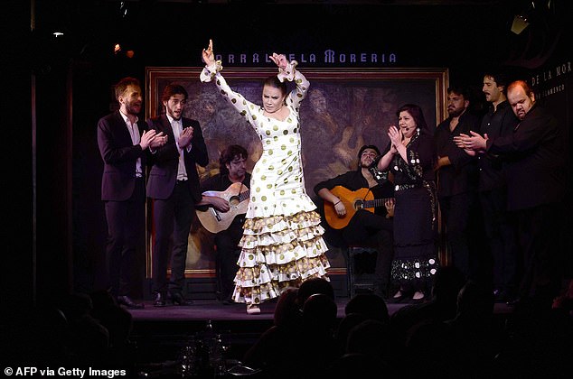 The magazine claims the couple spent an evening at El Corral de la Moreria, where they attended a flamenco performance