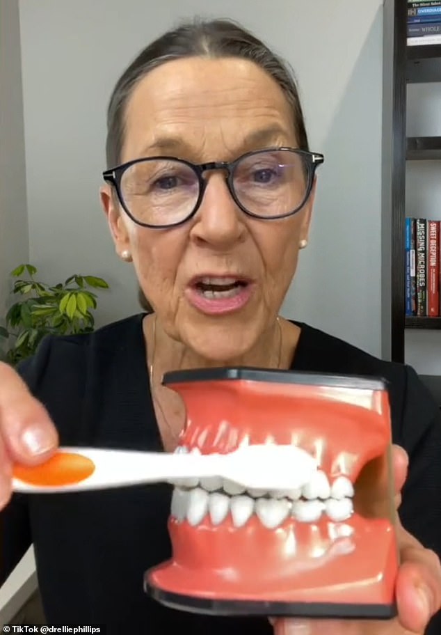 In addition to teaching you which gum to chew, Ellie's TikTok account is full of helpful videos with information about tooth sensitivity, plaque buildup, and more