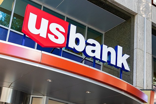 The only closure between October 29 and November 4 reported by US Bank occurred in Portland, Oregon