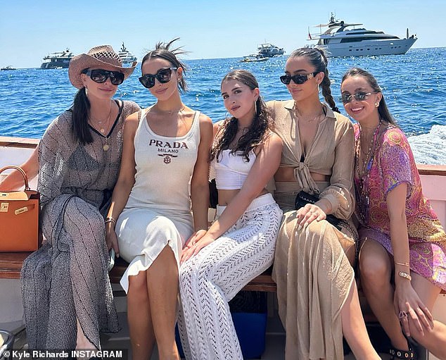 The estranged couple share daughters Alexia, 27, Sophia, 23, and Portia Umansky, 15. Richards' eldest child Farrah works with her ex-husband Guraish Aldjufrie alongside Mauricio at The Agency