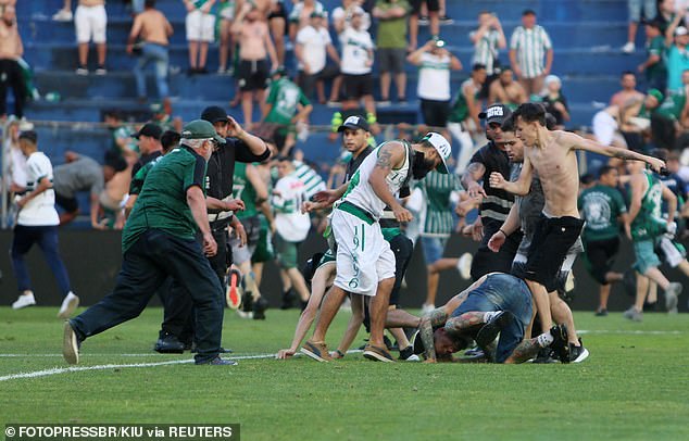 After the match, Coritiba released a statement criticizing the pitch invasion