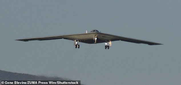 The B-21 will be equipped with new LRSO stealth nuclear missiles with a range of 2,400 kilometers