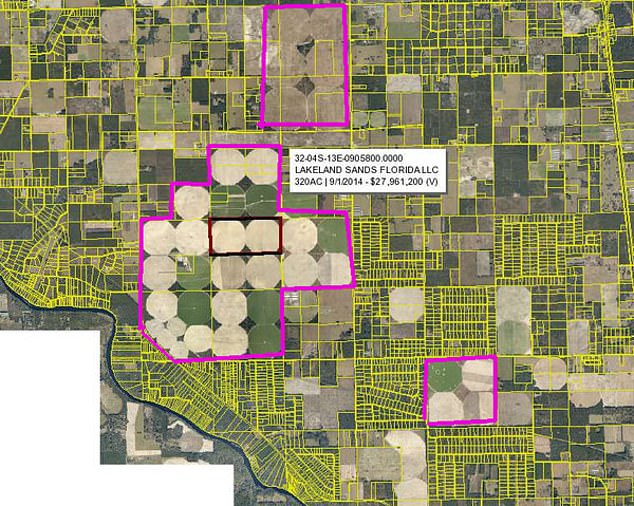 In 2014, Gates reportedly purchased more than 4,500 acres in Suwannee County, Florida, for nearly $28 million