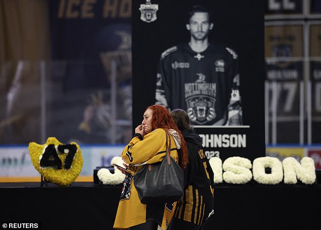 Fans gathered at Nottingham's Motorpoint Arena to take part in a commemoration organized by the club