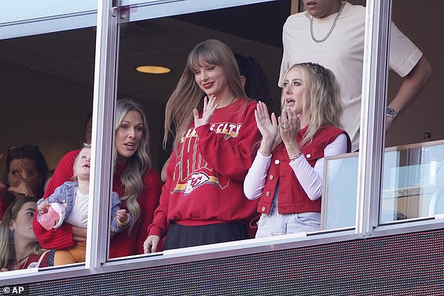 Taylor — who has said she is an Eagles fan — has been cheering on Kelce in Chiefs colors this season