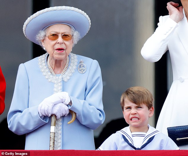 The book Endgame tells how the royal family came together in the hours leading up to and just after the queen's death