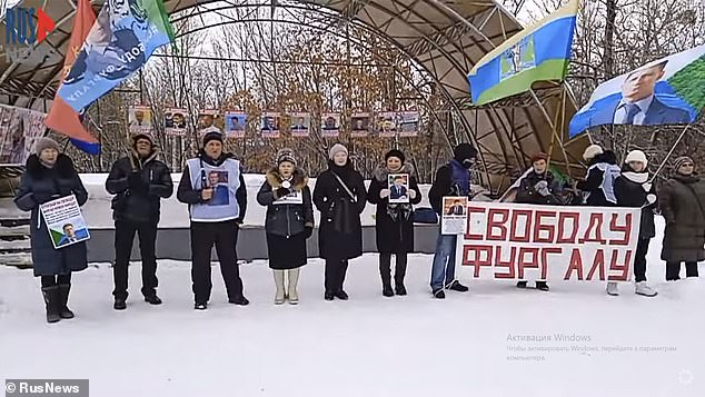 'Putin spits in your face,' say female anti-war protesters in Khabarovsk angry that Putin has freed and pardoned thousands of murderers who served six months in his war